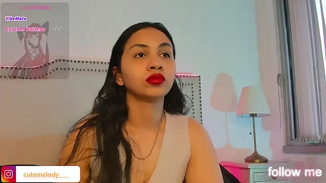 jade chers online show from June 15, 11:45 am