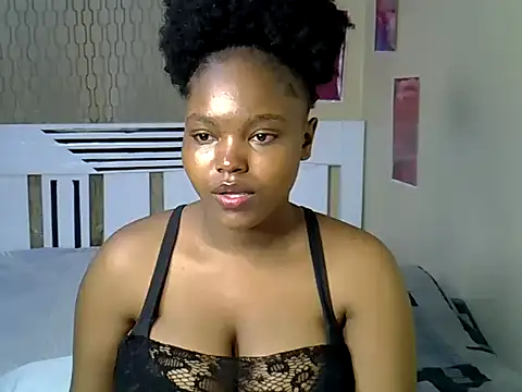 Lucydiva33 online show from May 27, 4:20 am