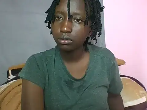Snapshot of sexxydimples chatting on May 27, 2:52 am sexxydimples online show from May 27, 2:52 am