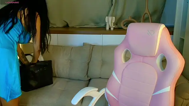 Rose Desiree online show from June 26, 11:03 am