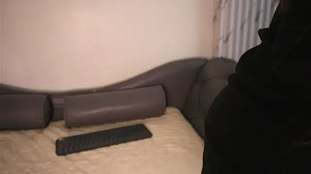 Snapshot of SkyRose_ chatting on July 14, 7:41 pm SkyRose online show from July 14, 7:41 pm