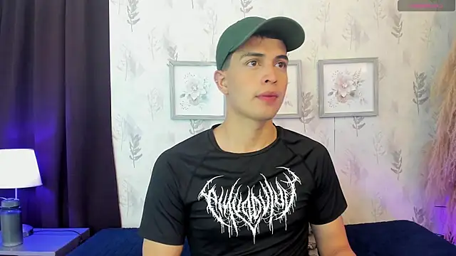 Snapshot of willy_diamond chatting on July 14, 8:25 pm willy diamond online show from July 14, 8:25 pm