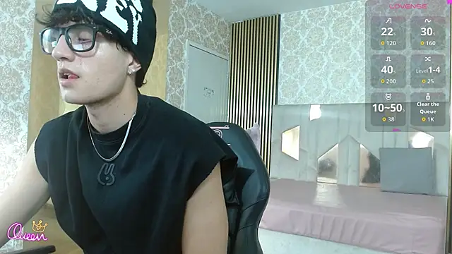 Kyler tay online show from June 9, 11:44 am