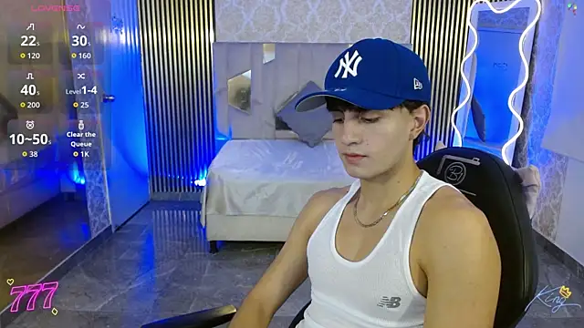 Snapshot of Kyler_tay chatting on July 25, 12:03 pm Kyler tay online show from July 25, 12:03 pm