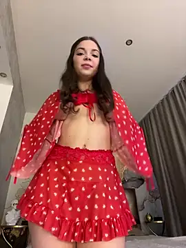 NicoleYoungXXX online show from May 24, 10:48 pm