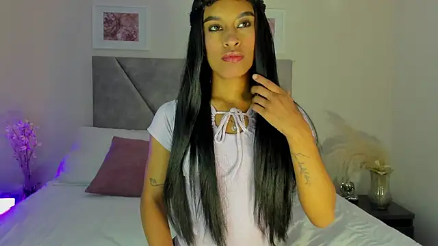 NicoleeJoness online show from July 4, 12:55 pm