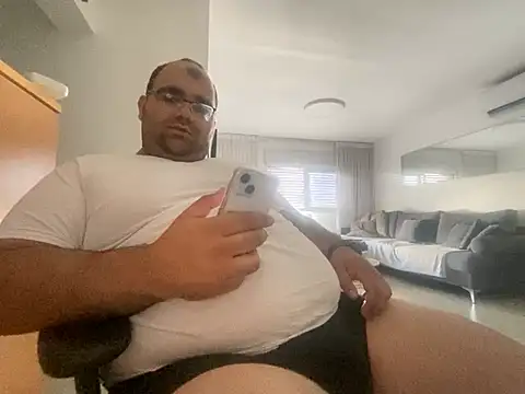 Snapshot of tinycock092 chatting on May 25, 1:17 pm tinycock092 online show from May 25, 1:17 pm