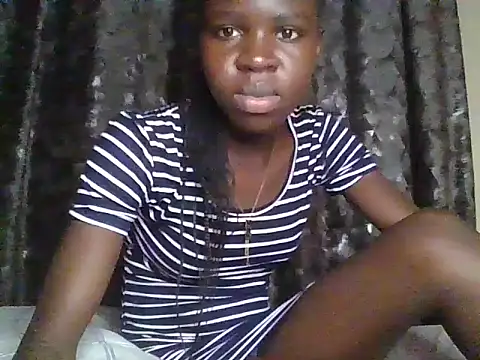 Snapshot of small_diva chatting on May 31, 7:04 pm small diva online show from May 31, 7:04 pm