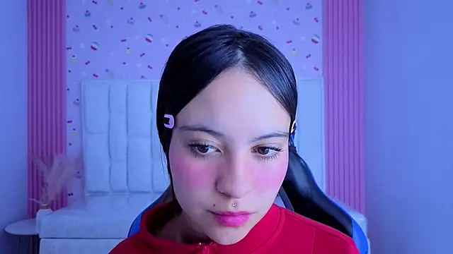Snapshot of isabeau_s chatting on July 31, 1:10 pm isabeau s online show from July 31, 1:10 pm