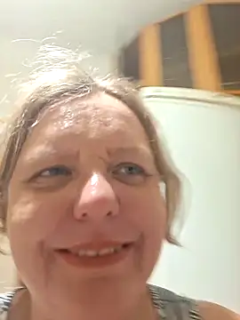 Snapshot of Sonya_Marmelad chatting on May 24, 8:25 pm Sonya Marmelad online show from May 24, 8:25 pm