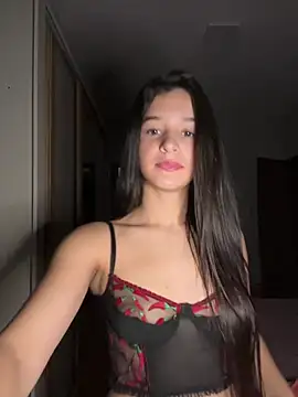 julhya duarte online show from May 31, 9:27 am