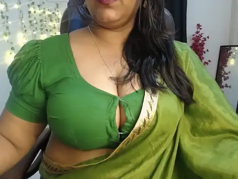 Snapshot of AmeliaSEXY- chatting on June 18, 2:43 pm AmeliaSEXY- online show from June 18, 2:43 pm