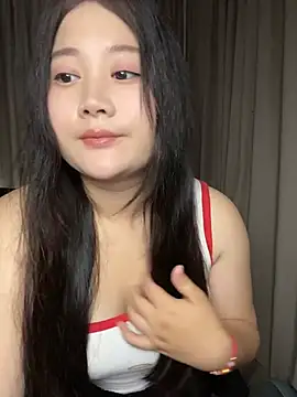 Snapshot of Luckysisi-s chatting on May 29, 1:31 pm Luckysisi-s online show from May 29, 1:31 pm