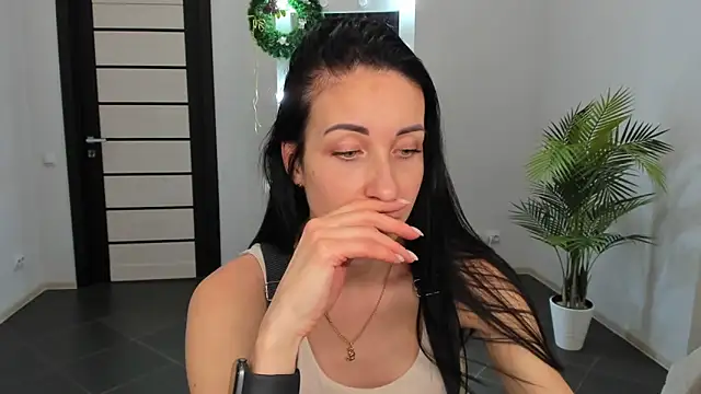 BouncySweety online show from December 13, 7:43 pm