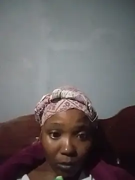 Snapshot of mommysmiley1234 chatting on July 14, 8:25 pm mommysmiley1234 online show from July 14, 8:25 pm
