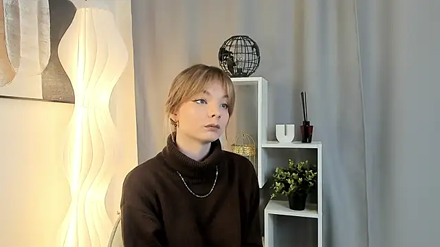 Snapshot of IvoryPesante chatting on May 29, 11:41 am IvoryPesante online show from May 29, 11:41 am