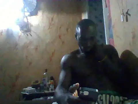 Snapshot of BlaqAarow chatting on August 8, 4:47 am BlaqAarow online show from August 8, 4:47 am