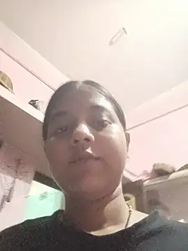 Snapshot of SitaraSingh chatting on May 28, 2:14 pm SitaraSingh online show from May 28, 2:14 pm