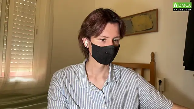 Snapshot of vornyx chatting on July 15, 2:22 pm vornyx online show from July 15, 2:22 pm