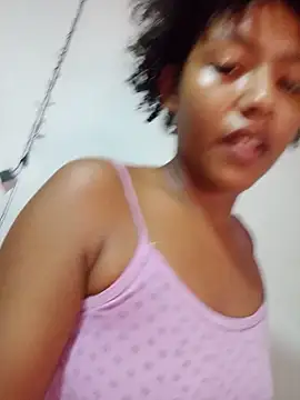 Snapshot of curls_stars chatting on May 26, 8:27 pm curls stars online show from May 26, 8:27 pm