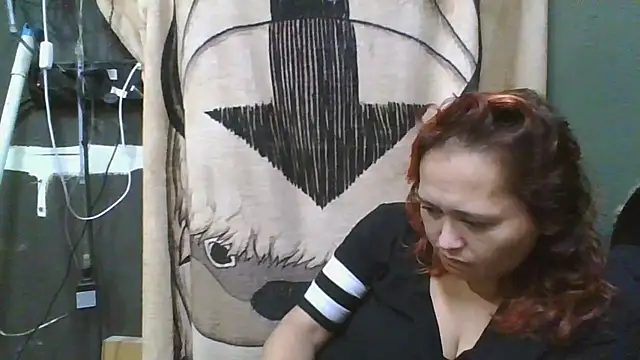 Evelyn Rose88 online show from May 28, 9:39 am