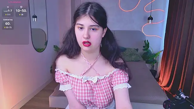 Snapshot of Lyra_Skye_ chatting on May 26, 6:53 am Lyra Skye online show from May 26, 6:53 am