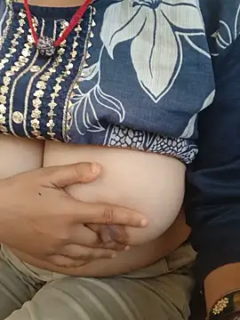 sillydesire online show from June 21, 8:39 am