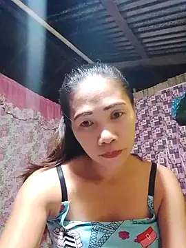 hotmom lyn online show from May 30, 5:43 pm