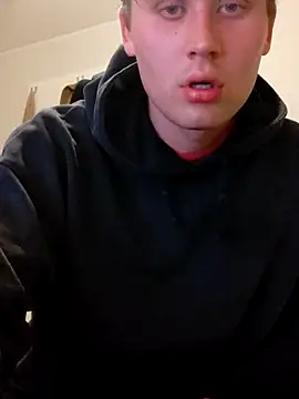 theocumboy online show from June 17, 8:32 pm