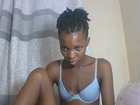 Snapshot of Sweet_Pinkpussy chatting on July 4, 12:17 am Sweet Pinkpussy online show from July 4, 12:17 am