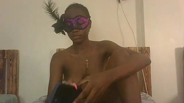 Snapshot of littlebunny_1 chatting on July 1, 8:41 pm littlebunny 1 online show from July 1, 8:41 pm