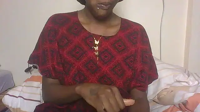 Snapshot of littlebunny_1 chatting on August 1, 11:20 am littlebunny 1 online show from August 1, 11:20 am