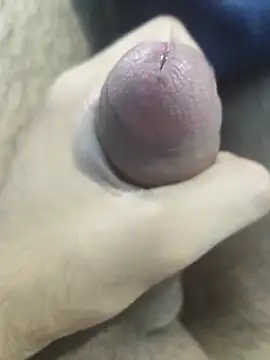 Snapshot of platinumdickgod chatting on June 16, 1:47 pm platinumdickgod online show from June 16, 1:47 pm