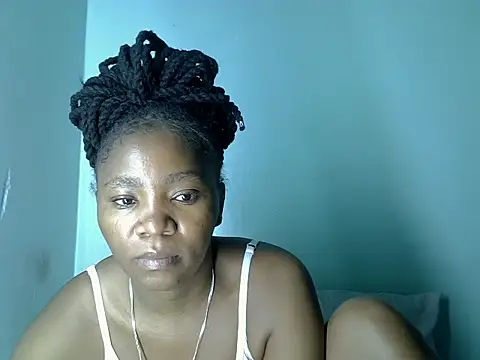 sassykisser online show from May 27, 1:35 am