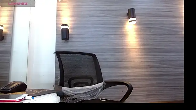 Snapshot of LeleHott01 chatting on July 2, 3:23 am LeleHott01 online show from July 2, 3:23 am