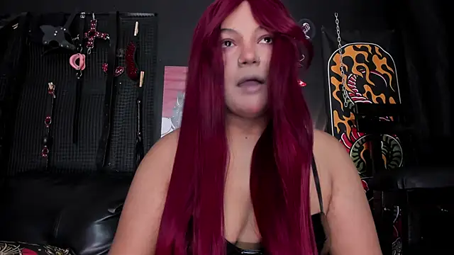 Amelie Vandenoir online show from June 27, 11:10 pm