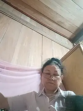 Snapshot of Orio-baby chatting on May 27, 3:31 pm Orio-baby online show from May 27, 3:31 pm