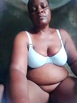 Snapshot of SEXY-DOLLY123 chatting on July 19, 12:20 pm SEXY-DOLLY123 online show from July 19, 12:20 pm