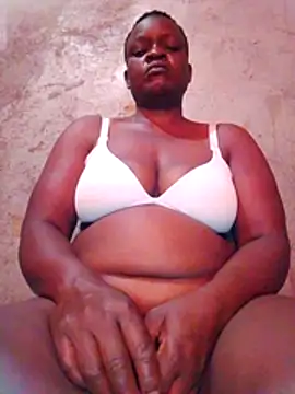 Snapshot of SEXY-DOLLY123 chatting on July 31, 12:59 pm SEXY-DOLLY123 online show from July 31, 12:59 pm