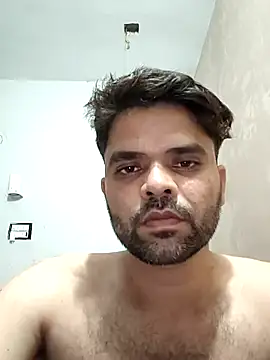 Snapshot of saddyboyforU chatting on May 27, 10:07 pm saddyboyforU online show from May 27, 10:07 pm