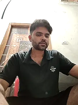 Snapshot of saddyboyforU chatting on May 30, 10:34 am saddyboyforU online show from May 30, 10:34 am