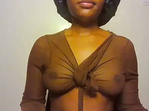 DivineDollx online show from July 12, 8:22 pm