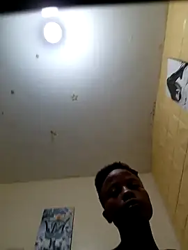Snapshot of slim_doll02 chatting on June 13, 1:31 pm slim doll02 online show from June 13, 1:31 pm