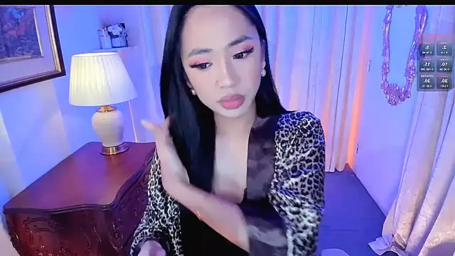 Snapshot of MS_SAMI chatting on June 13, 1:53 pm MS SAMI online show from June 13, 1:53 pm
