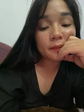 Snapshot of Luna-mi chatting on May 27, 2:25 pm Luna-mi online show from May 27, 2:25 pm