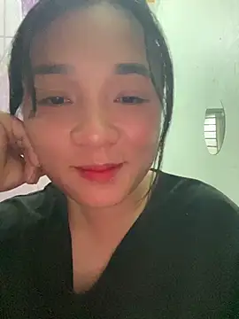 Snapshot of Luna-mi chatting on May 30, 12:46 pm Luna-mi online show from May 30, 12:46 pm