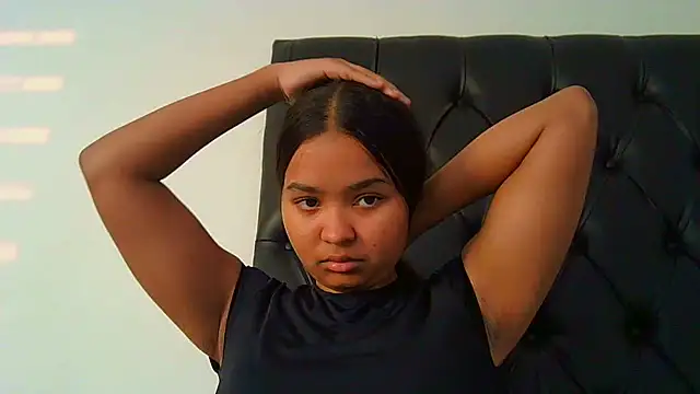 indianaphrodite1 online show from July 15, 5:02 am