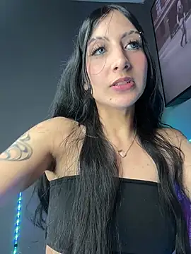 Snapshot of Naaria_ chatting on June 16, 1:41 am Naaria online show from June 16, 1:41 am