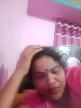 Snapshot of Maya_Vabi chatting on May 28, 6:05 pm Maya Vabi online show from May 28, 6:05 pm