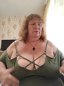 Snapshot of Sweet19-68 chatting on July 7, 8:07 am Sweet19-68 online show from July 7, 8:07 am